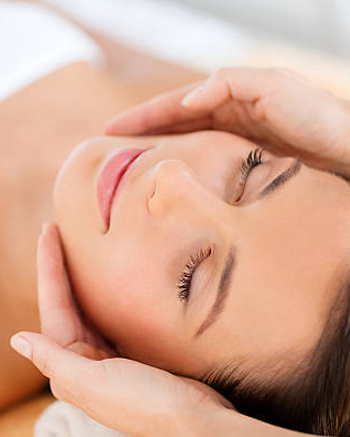 Natural Face Lifting behandeling
